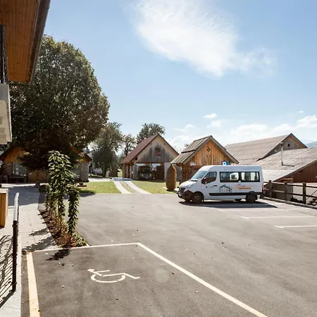 Hostel Youth Arsviva