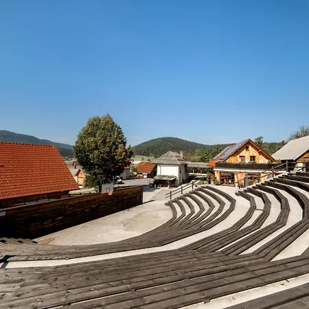 Youth Arsviva Stari Trg pri Lozu