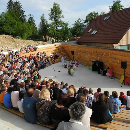 Youth Arsviva Auberge de jeunesse