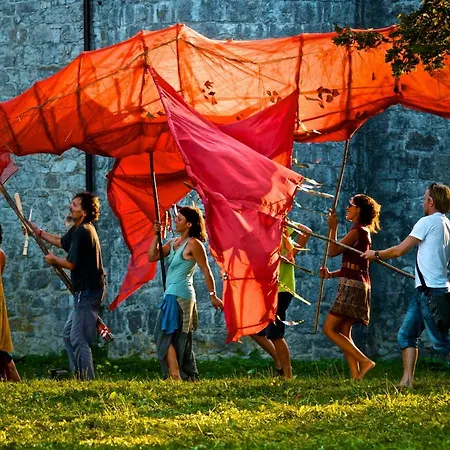 Hostel Youth Arsviva