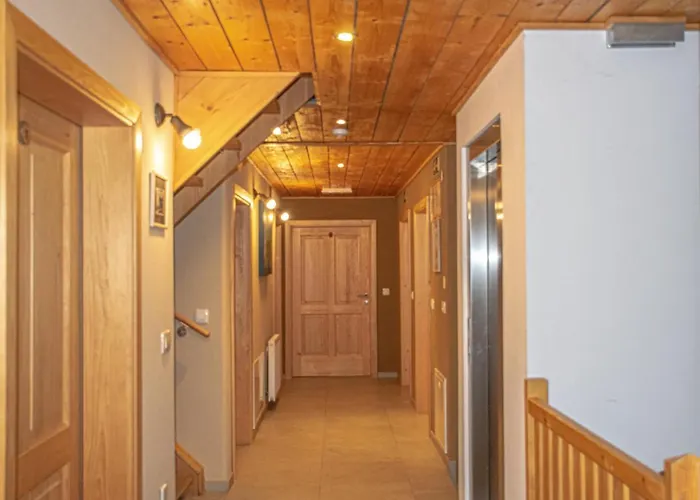 Youth Arsviva Hostel Stari Trg pri Lozu