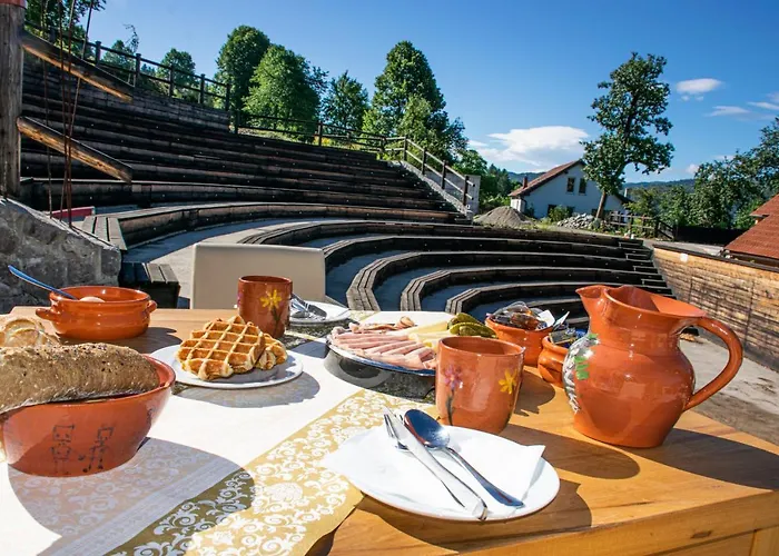 Youth Arsviva Hostel Stari Trg pri Lozu