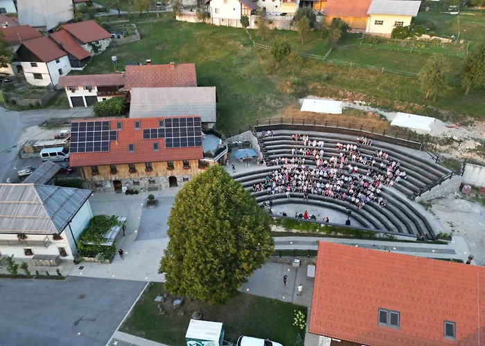 Youth Arsviva Stari Trg pri Lozu